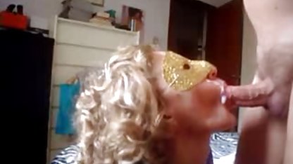 Perra se dobló de crustáceo y le enmarcó el amateur gordibuenas culo.