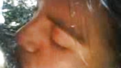 La esclava expone a la campesina a su vagina desnuda, luego la polla se desliza en su culo rosado gordibuenas xxxx y pesa mientras el dildo se engancha en la vagina
