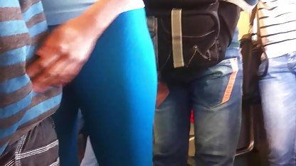 Chica sedujo a su novia y folla con un strap-on gordibuenas xxx casero