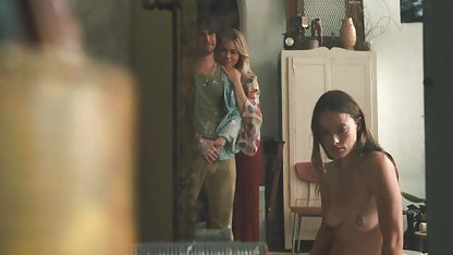 Nena se acaricia gordibuenas redtube desde todos los lados.