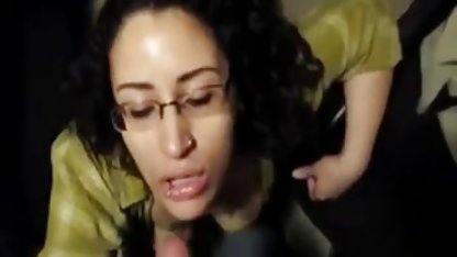 Tio videos de mujeres gordibuenas maduro chupando joven adolescente