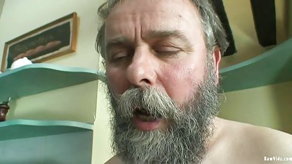 Joven sybil follada en anal cogiendo con gordibuenas apretado