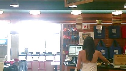Putas duras gordibuenas mexicanas videos folladas en traje de látex. El tipo literalmente no les da un descanso a las vírgenes, continuamente las follan en todos los agujeros.