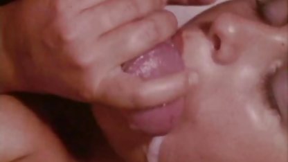 El videos gratis de gordibuenas marido se folla a su pequeña esposa