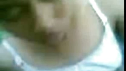 Chica caliente folla por el culo con gordibuena tetona infiel un convicto.