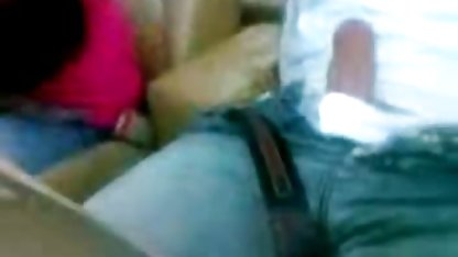 La niña le muestra a la cámara todo el encanto de su coño. Este gran baile de striptease atraerá gordibuenas camara oculta a cualquiera.