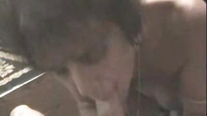 Ató los huevos y se sentó en una gordibuenas teniendo sexo botella de finging anal de perdidas
