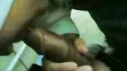 Niger chupando gordibuenas trios cada pierna de una morena en las piernas