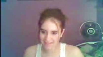 Un gran comienzo para el día es cuando una esposa y una novia aparecen en el dormitorio y se ofrecen para calmar la mañana. jovenes gordibuenas