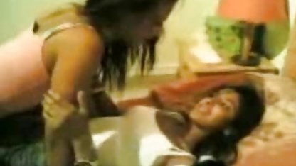 Porn gays gordibuenas en bragas follan como verdaderos amantes