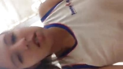 Chick Inna masturbándose videos de sexo gordibuenas en la cámara
