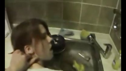Pollito muy flexible que se arrastra con los agujeros gordibuenas videos xxx acariciando.